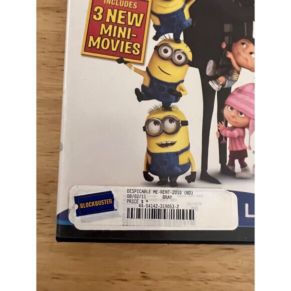 Despicable Me Blu-Ray DVD Movie With 3 Mini Movies - Picture 5 of 5